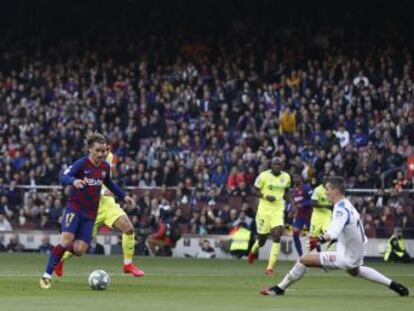 El Barça es mejor que el Getafe después de arriesgar con el balón ante los nervios de la grada