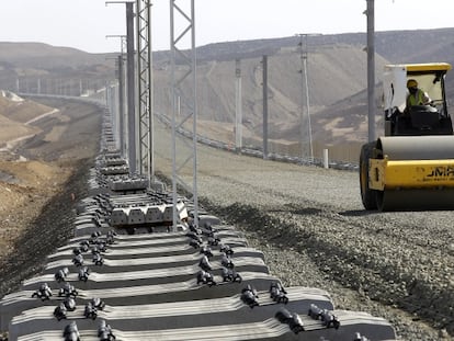 Vista de las obras del tren de alta velocidad a La Meca