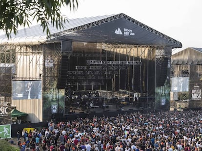 El estadounidense Josh Tillman (Father John Misty) durante su concierto en el BBK Live.