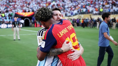 Lamine emula a Pelé y niega a Messi
