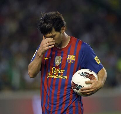 Messi se lamenta en un momento del partido.