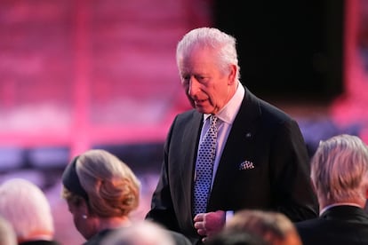 Aunque el rey Carlos III ha viajado en solitario hasta Polonia, en Londres los príncipes de Gales, Guillermo y Kate Middleton, han confirmado su asistencia a los actos organizados en la capital británica previstos para esta tarde. Pese a haber reducido su agenda real en este último año, el monarca ha querido estar presente en la cita que ha reunido a la realeza europea.
