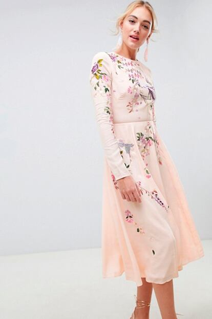 El modelo en la web de Asos, donde ya está agotado.