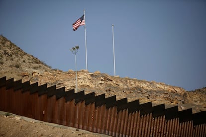 Una parte de la valla que separa a México y Estados Unidos, en Ciudad Juárez.