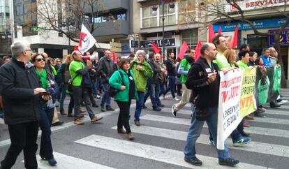 Manifestaci&oacute;n del profesorado interino por el centro de Valencia el d&iacute;a 25 de febrero. 