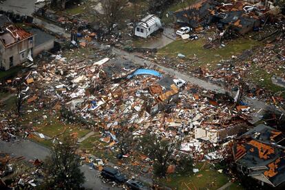 En el norte de Texas, tornados de gran intensidad dejaron al menos 11 personas muertas y decenas desplazadas en refugios.