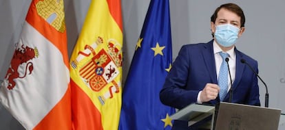 El presidente de la Junta de Castilla y León, Alfonso Fernández Mañueco, informa de las medidas adoptadas este jueves