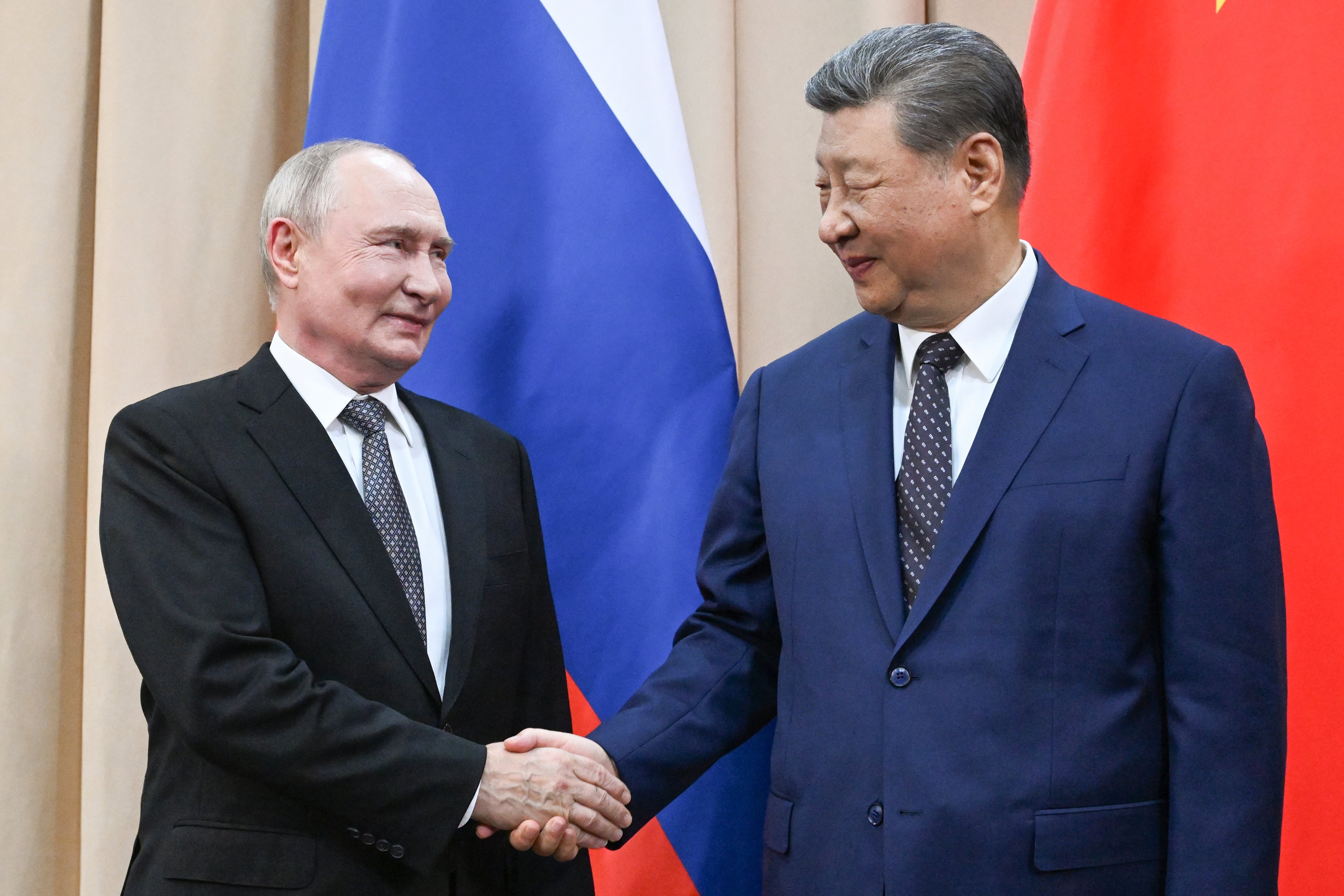 Putin se reúne con Xi y Modi, sus dos grandes socios para evadir las sanciones