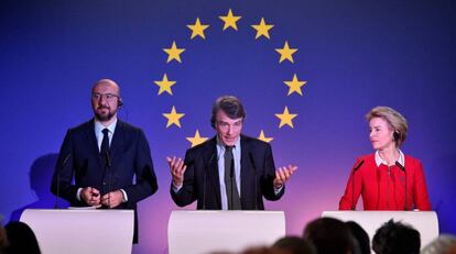 El presidente del Consejo Europeo, Charles Michel; el del Parlamento, David Sassoli, y la presidenta de la Comisión, Ursula von der Leyen.