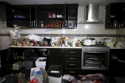 La Fiscalía de México está tramitando la confiscación de la casa en la que se ocultaba El Chapo Guzmán en la localidad de Los Mochis, en el estado de Sinaloa. En la imagen, la cocina de la vivienda.