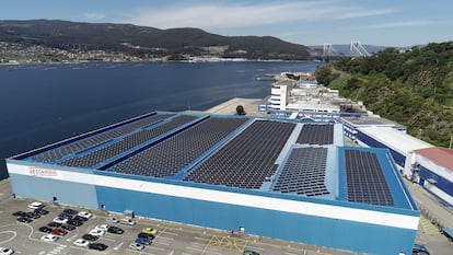 Instalaciones de la multinacional Pescanova en Chapela-Redondela (Pontevedra), junto a la ría de Vigo.