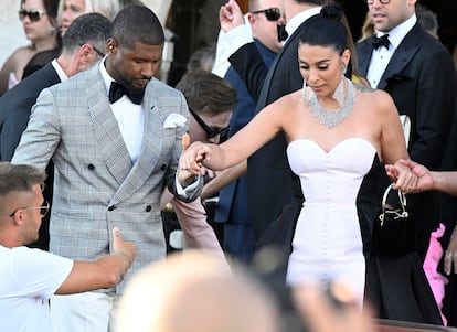 El cantante Usher y su mujer, Jenn Goicoechea, preparados para la boda.