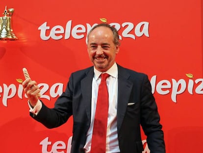 Santander y Citi conceden avales por 431 millones a KKR para la opa a Telepizza