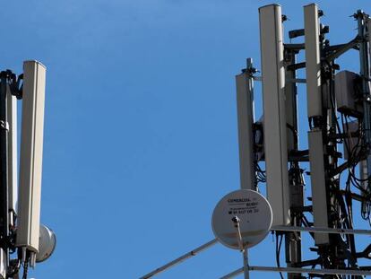 Telefónica firma un acuerdo con Vantage Towers para extender el 5G en España