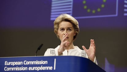 La presidenta de la Comisión Europea, Ursula Von der Leyen, este miércoles durante una rueda de prensa en Bruselas.