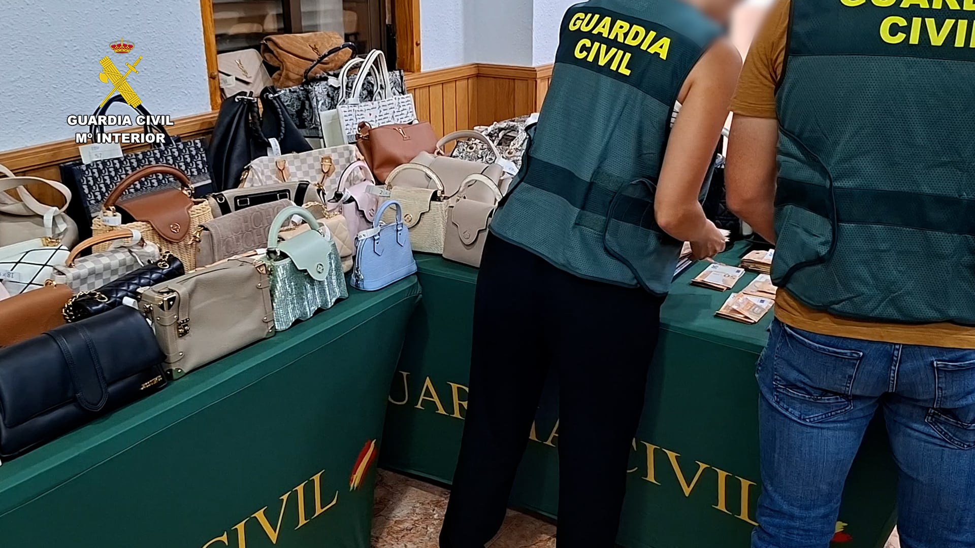 Detenida una familia en Valencia por una estafa piramidal de un millón de euros
