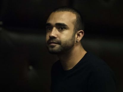 El dramatugo mexicano Alejandro Ricaño.