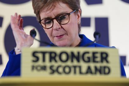 La primera ministra escocesa, Nicola Sturgeon, realiza un declaración pública en Edimburgo tras conocerse la sentecia de la Corte Suprema del Reino Unido.