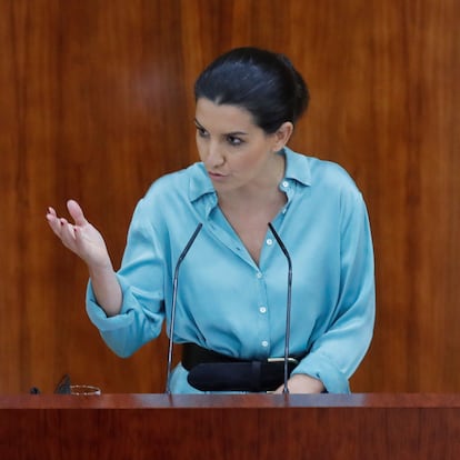 La portavoz de VOX en la Asamblea de Madrid, Rocío Monasterio, interviene durante la segunda jornada del debate de la sesión de investidura de la XII Legislatura de la Comunidad de Madrid.