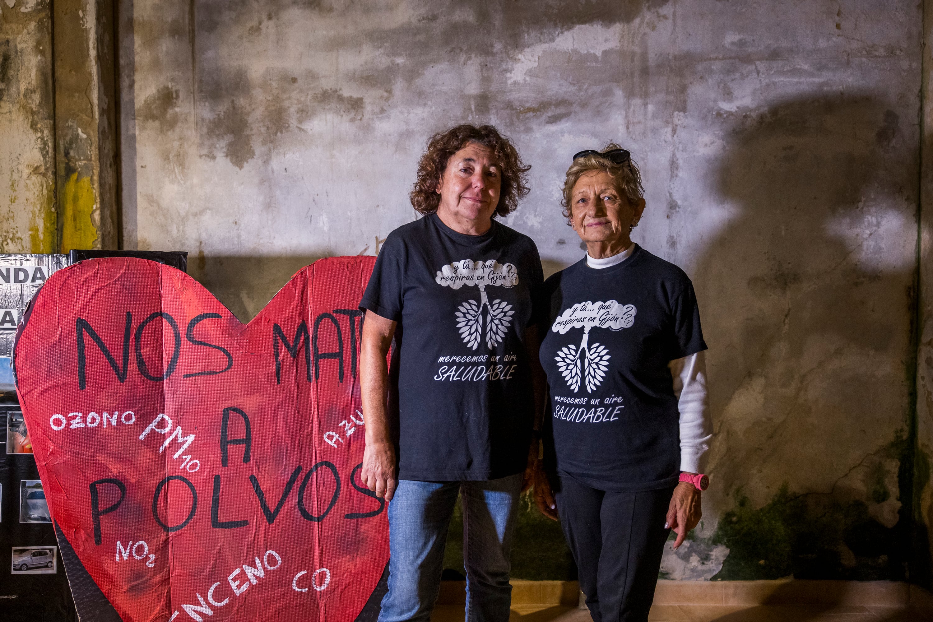 La vida junto a una de las fábricas más contaminantes de España: “Me asomo a la ventana y veo Mordor”