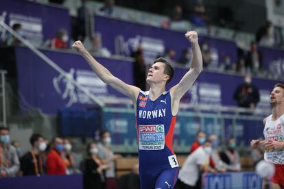 Jakob Ingebrigsten en el Campeonato Europeo de Atletismo en Pista Cubierta.