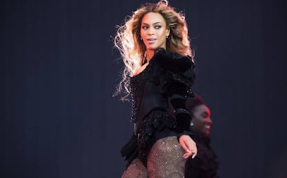 Beyonc&eacute; en una actuaci&oacute;n en Par&iacute;s, el pasado 21 de julio, en su gira Formation World Tour.