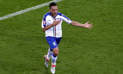 Giaccherini celebra con rabia el gol del 1-0 ante Bélgica.