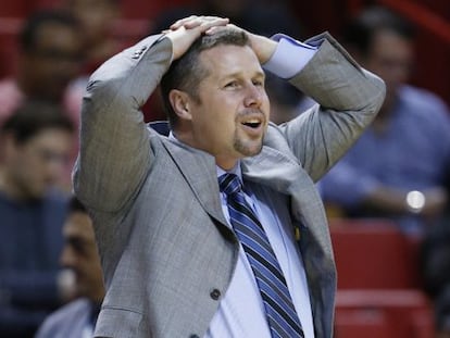 Dave Joerger, en el partido Miami-Memphis.