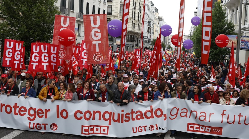 Los sindicatos llaman a convertir el Primero de Mayo en “un grito ...