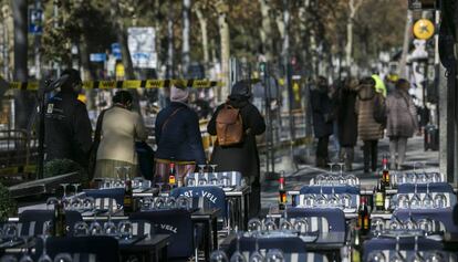 Terrazas de bares y restaurantes del Paseo de Borbon de la Barceloneta.