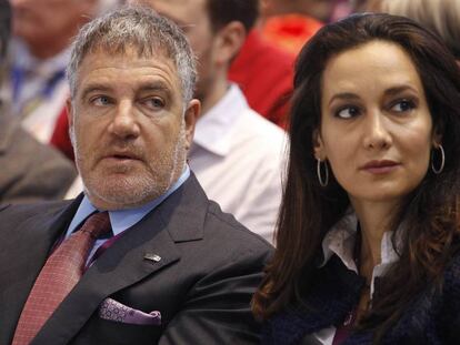 Idan Ofer, durante un sal&oacute;n del autom&oacute;vil en Ginebra.