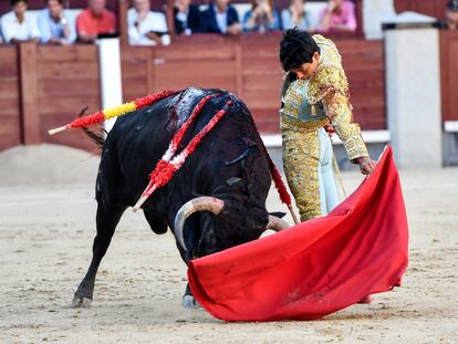 Isaac Fonseca torea al natural el pasado día 26 de junio en Las Ventas.