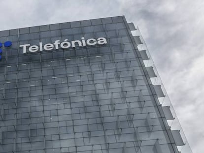 Telefónica refinancia deuda en Chile con una ampliación de capital de 280 millones