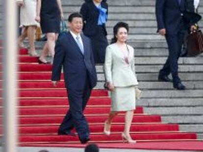 El presidente chino, Xi Jinping, y su esposa Peng Liyuan.