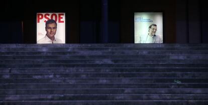 Campaña publicitaria de PSOE y PP, estación de Santa Justa en Sevilla