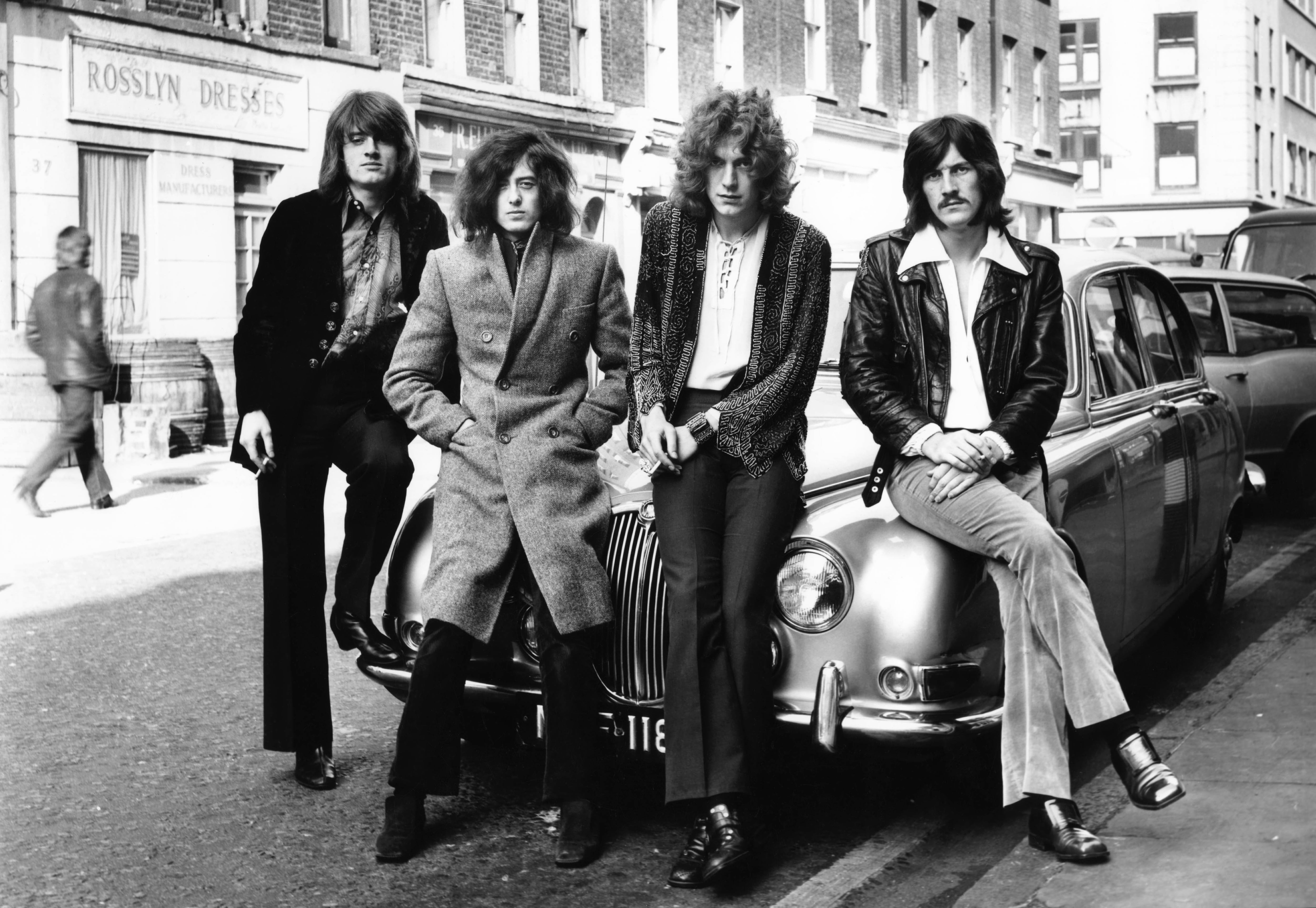 Led Zeppelin merecía un documental a su altura. Ha preferido controlar el relato