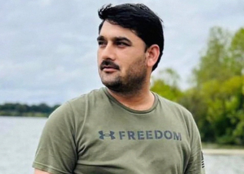 Un solicitante de asilo afgano muere al día siguiente de ser detenido por el ICE: “Su familia merece respuestas”