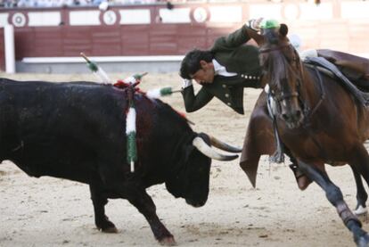 Diego Ventura, durante la faena a su primer astado.