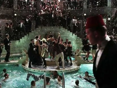 Un fotograma de 'El gran Gatsby', dirigida por Baz Luhrmann, en 2013. El autor de la novela, F. Scott Fitzgerald, narró como pocos los felices años 20