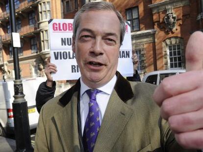 El líder del UKIP, Nigel Farage, este viernes en Londres.