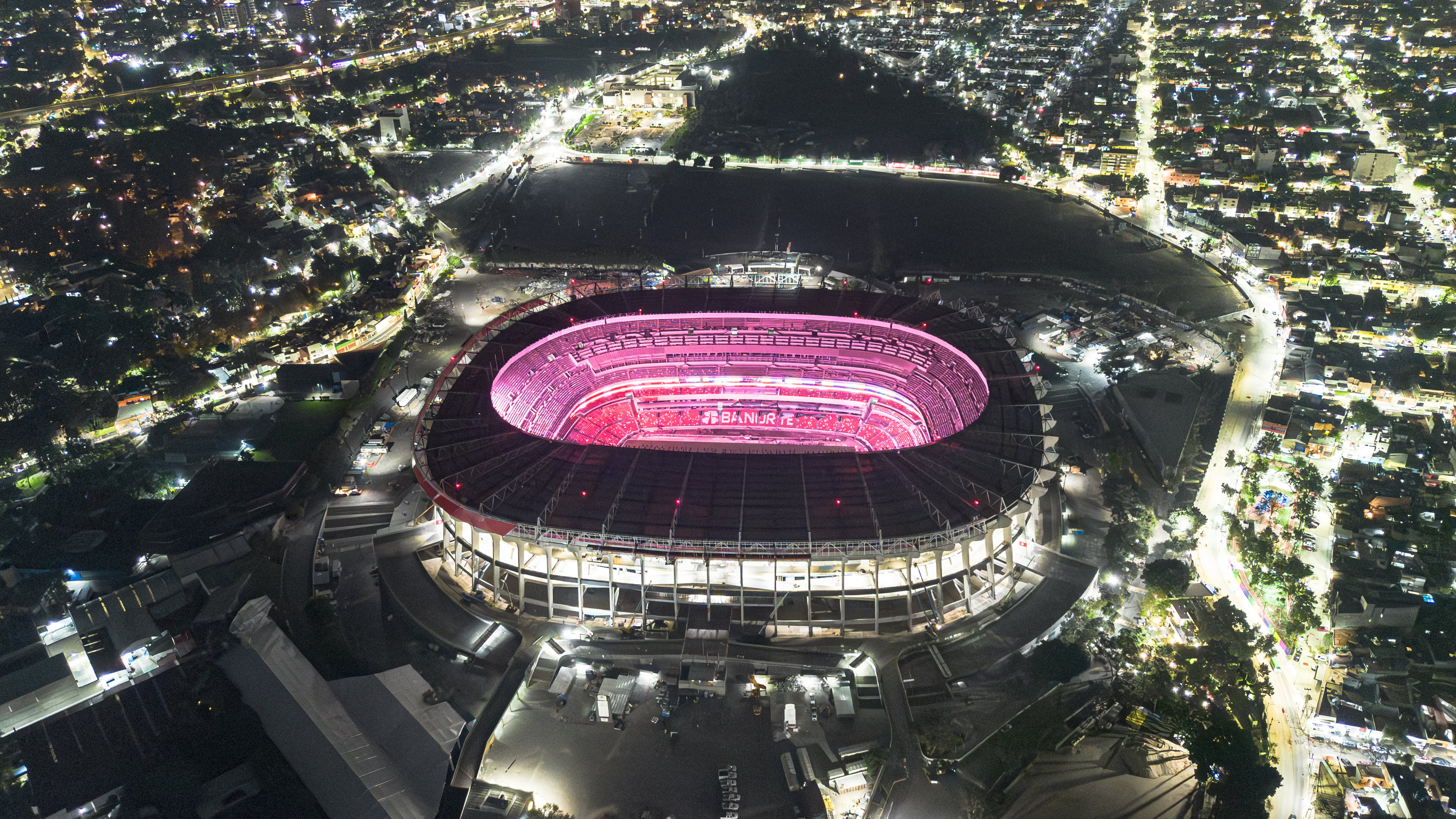 El Estadio Azteca o el sacrilegio de ponerle patrocinador a Teotihuacan