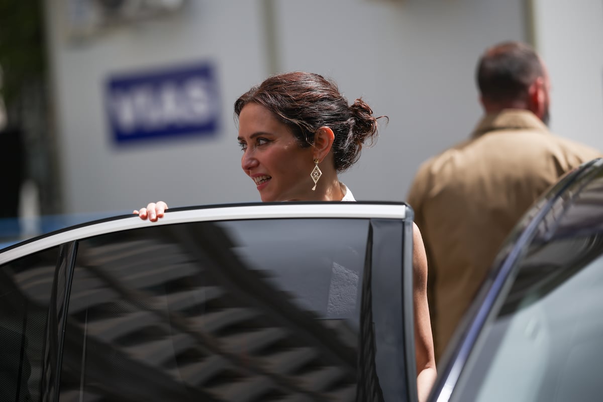 El viaje de Ayuso a México desconcierta al PP: “Con tanto ‘show’, ella misma se devalúa”