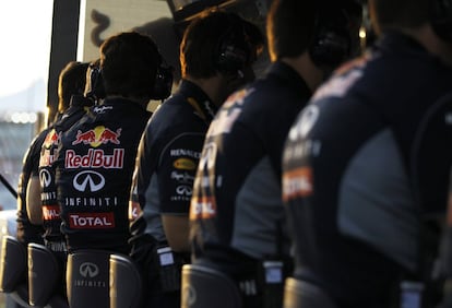 El equipo Red Bull durante la carrera en Abu Dabi