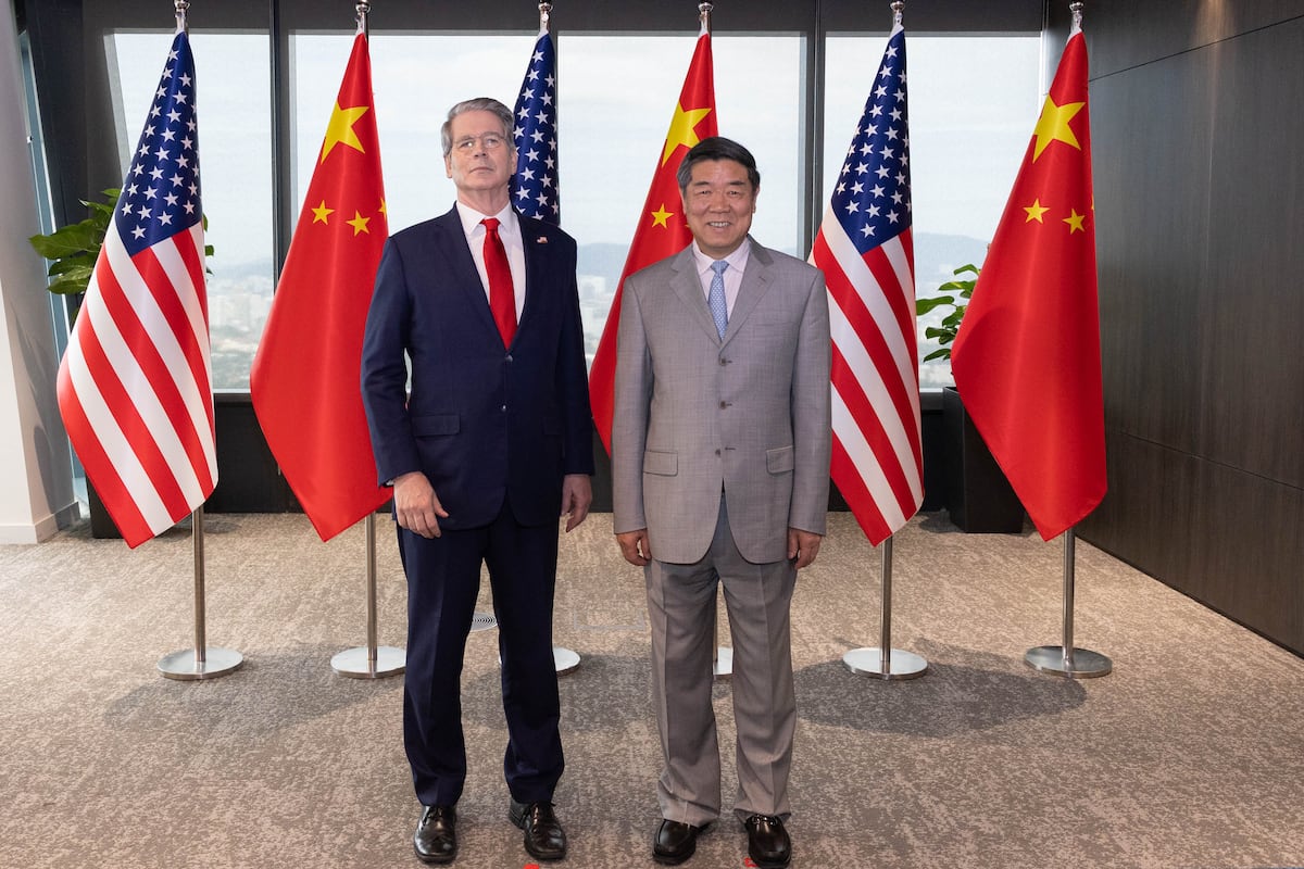 EE UU confía en que China aplace sus restricciones a las tierras raras a unos días de la reunión entre Trump y Xi