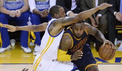 LeBron James ante Andre Iguodala