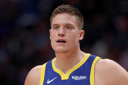 Jonas Jerebko, en un partido con los Warriors