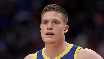 Jonas Jerebko, en un partido con los Warriors