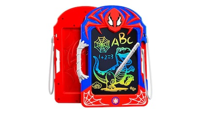 Presentes para idades de 4 a 6 anos em fundo branco.