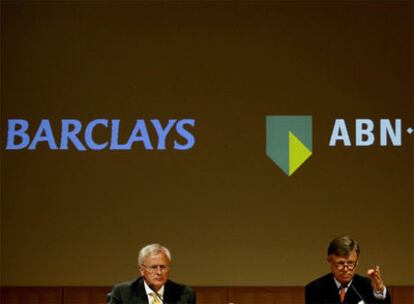 Rueda de prensa de ABN Amro y Barclays en Amsterdam