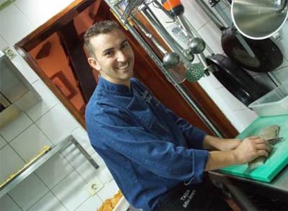 Braulio Simancas, cocinero canario, en su restaurante El Silbo Gomero, en Tenerife.